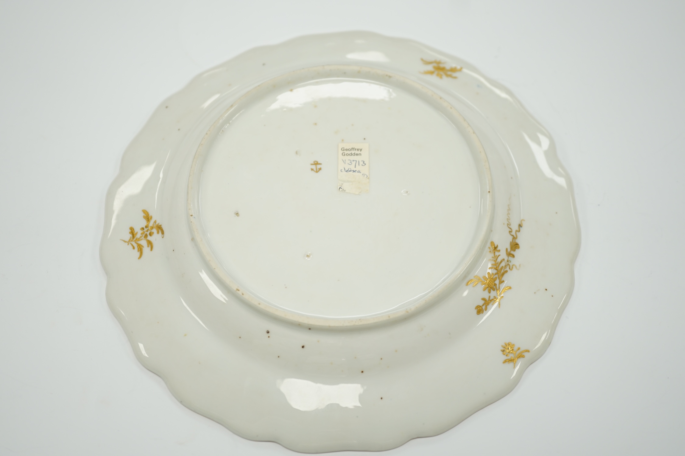 A Chelsea gold anchor ‘fantastic birds’ plate, c.1760-65, 21cm diameter, ex Godden collection